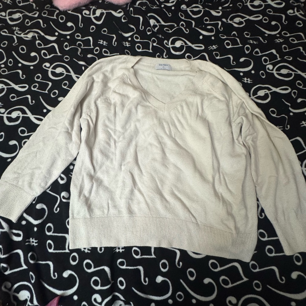 Old Navy Women's V-Neck Sweater - Cream